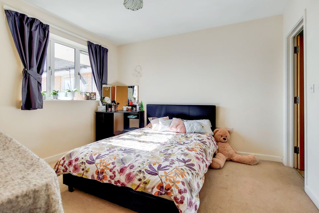 Property photo 1 of 1