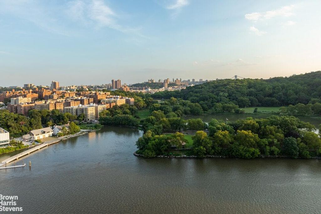 Property photo 2 of 18 <Alttext/>