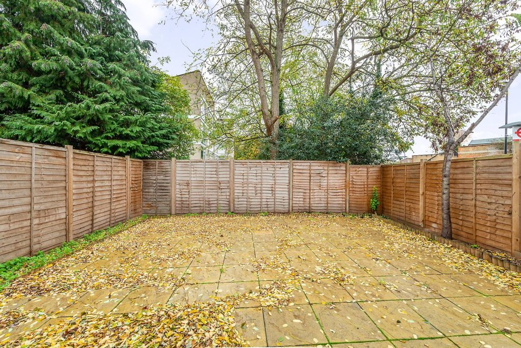 Property photo 1 of 10