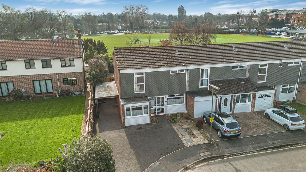 Property photo 2 of 13