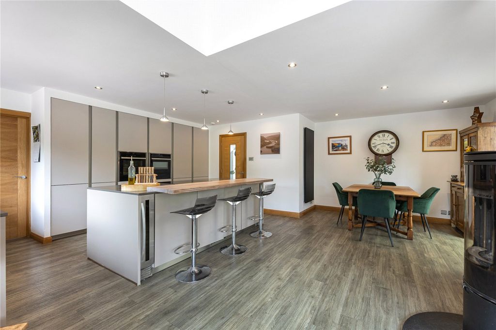 Additional image 4 of 6 bed detached house for saleUllington, Evesham, Worcestershire WR11