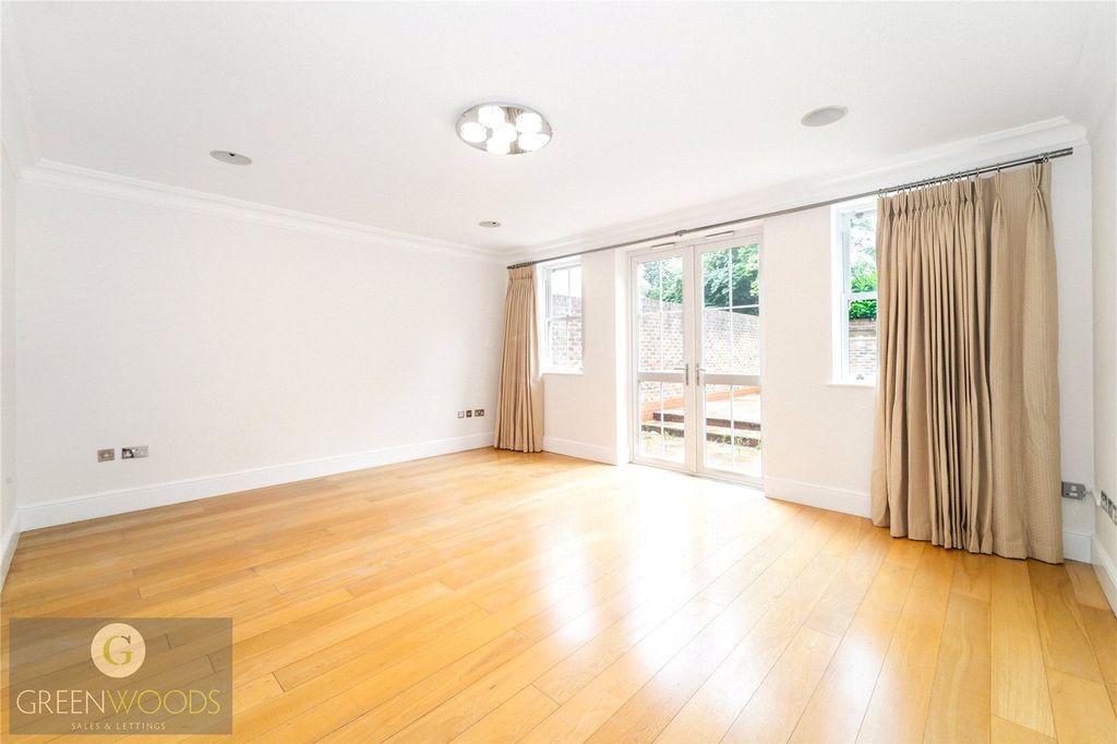 Property photo 2 of 27 Picture No. 04