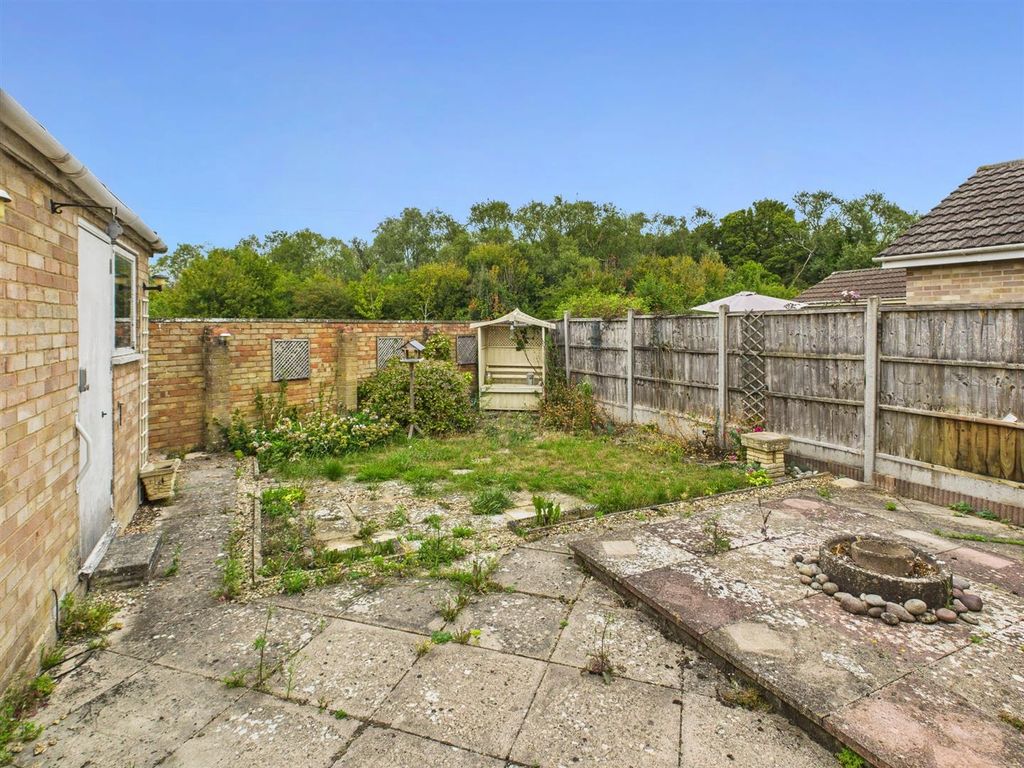 Property photo 3 of 10