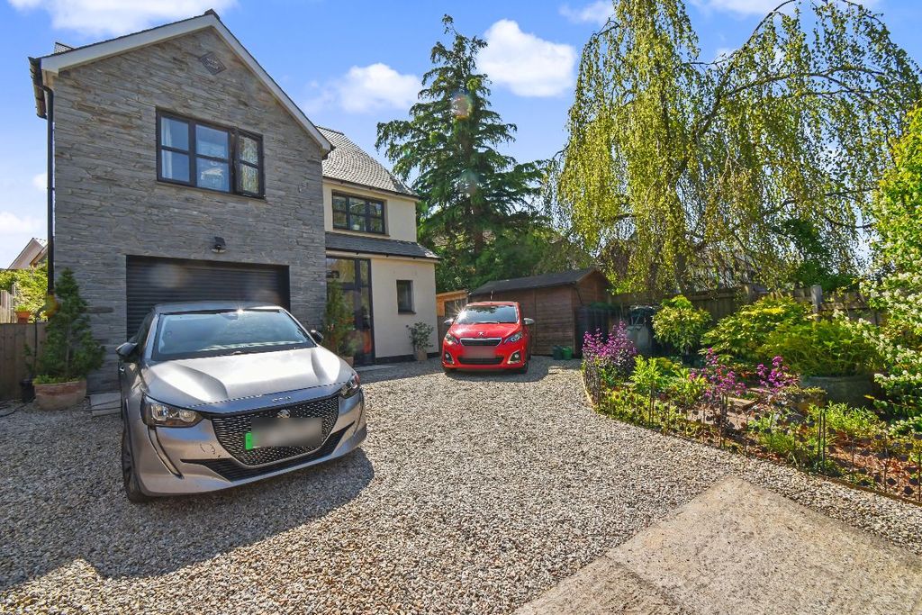 Property photo 1 of 24
