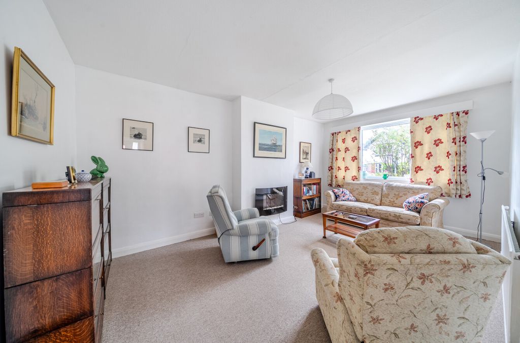 Property photo 2 of 18 1349222-16-68c0230A7234d.Jpg