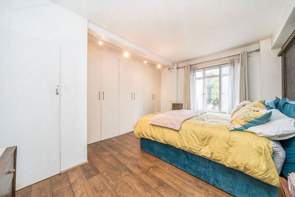 Property photo 3 of 7