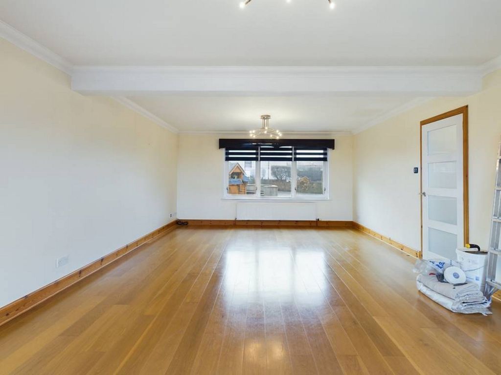 Property photo 3 of 38