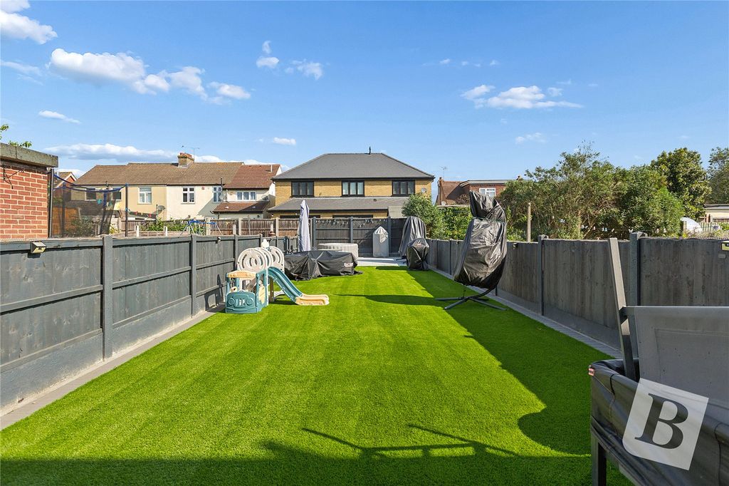Property photo 1 of 15 Garden