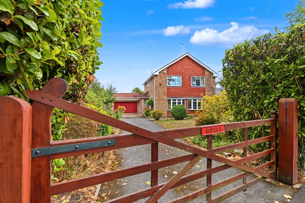 Property photo 1 of 18 5420542