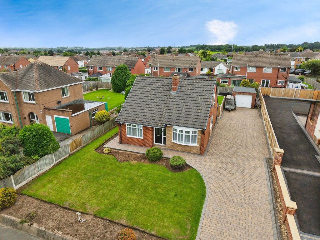 Property photo 1 of 31