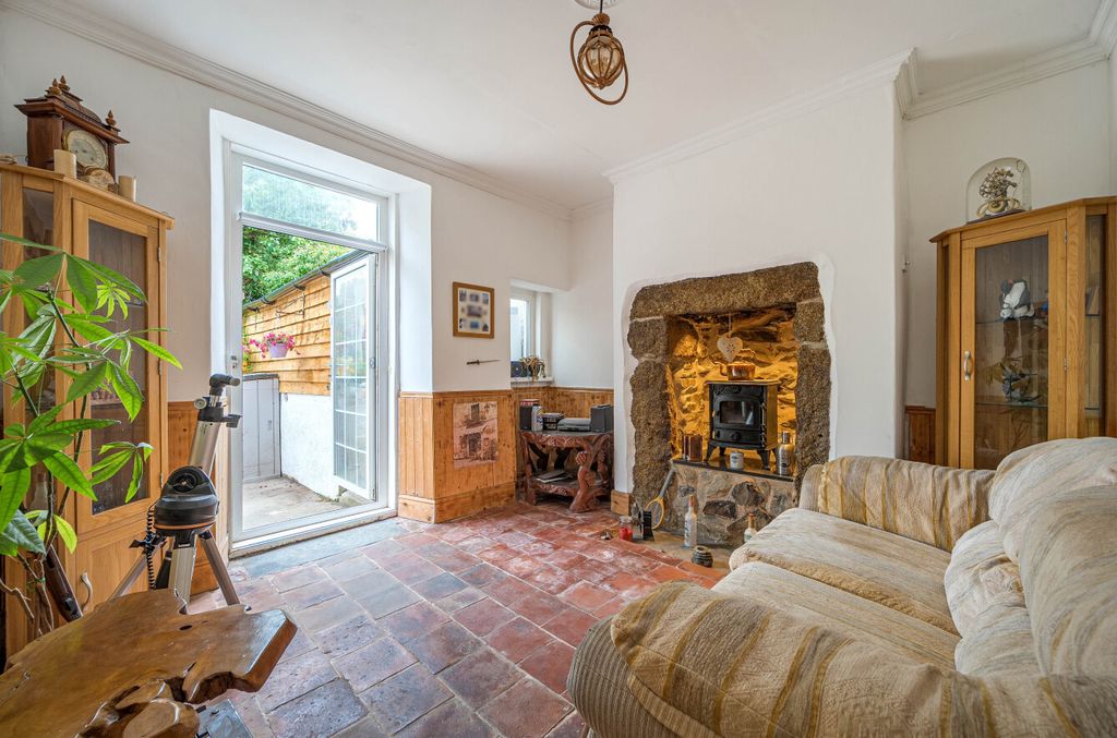 Property photo 3 of 17 1464588 (11).Jpg