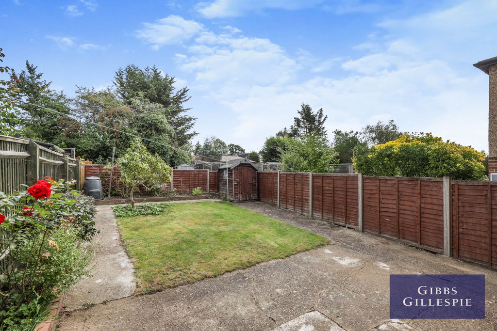 Property photo 3 of 10 3