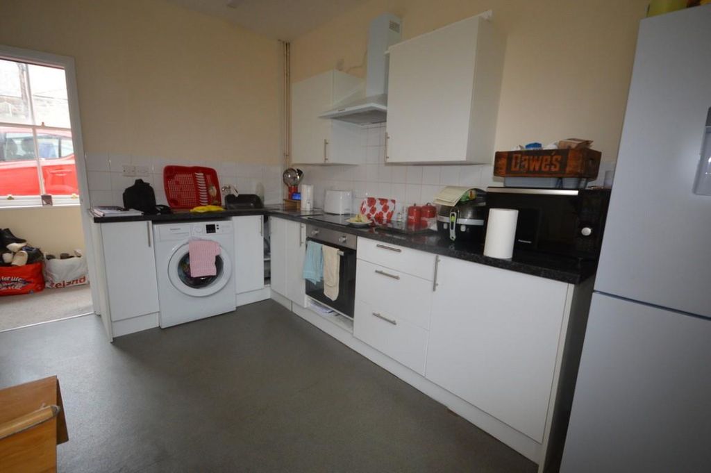 Property photo 3 of 6 Dsc_0006 (Medium).Jpg