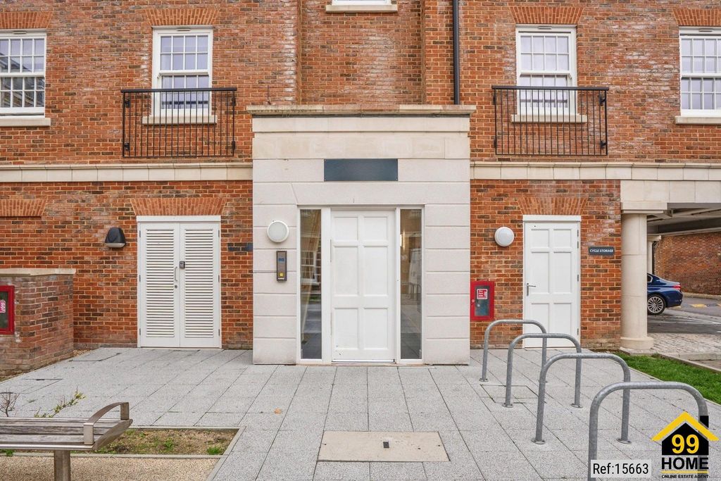 Property photo 2 of 20 Photo 1