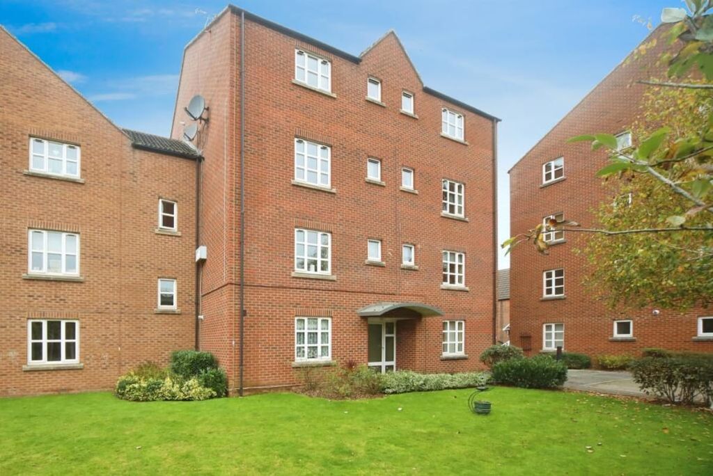 Property photo 1 of 9