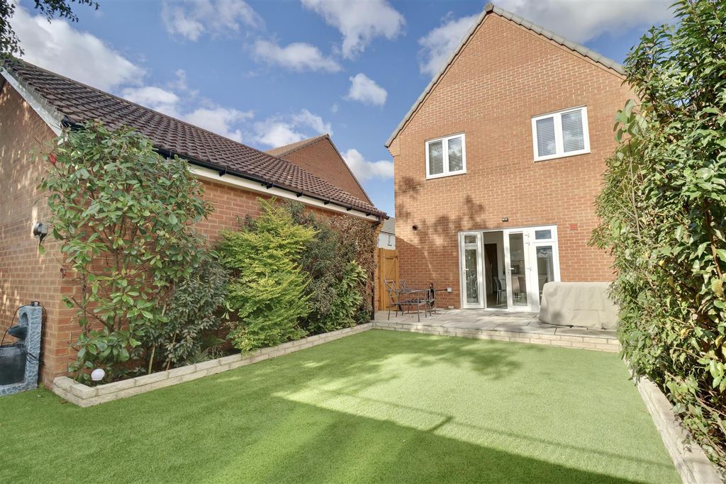 Property photo 1 of 14 Rear Elevation