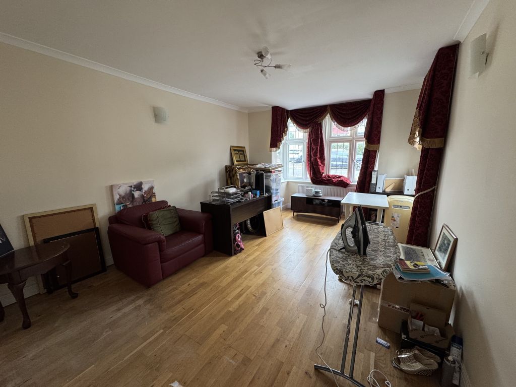 Property photo 1 of 3