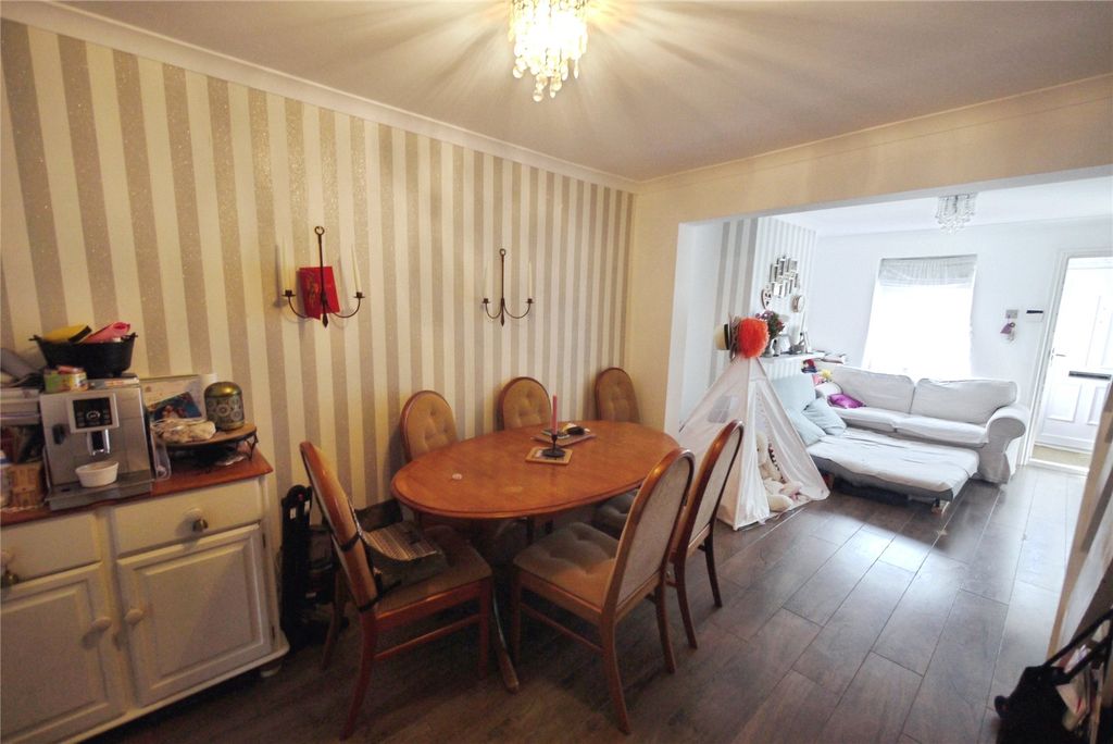 Property photo 2 of 12 Lounge/Dining Room
