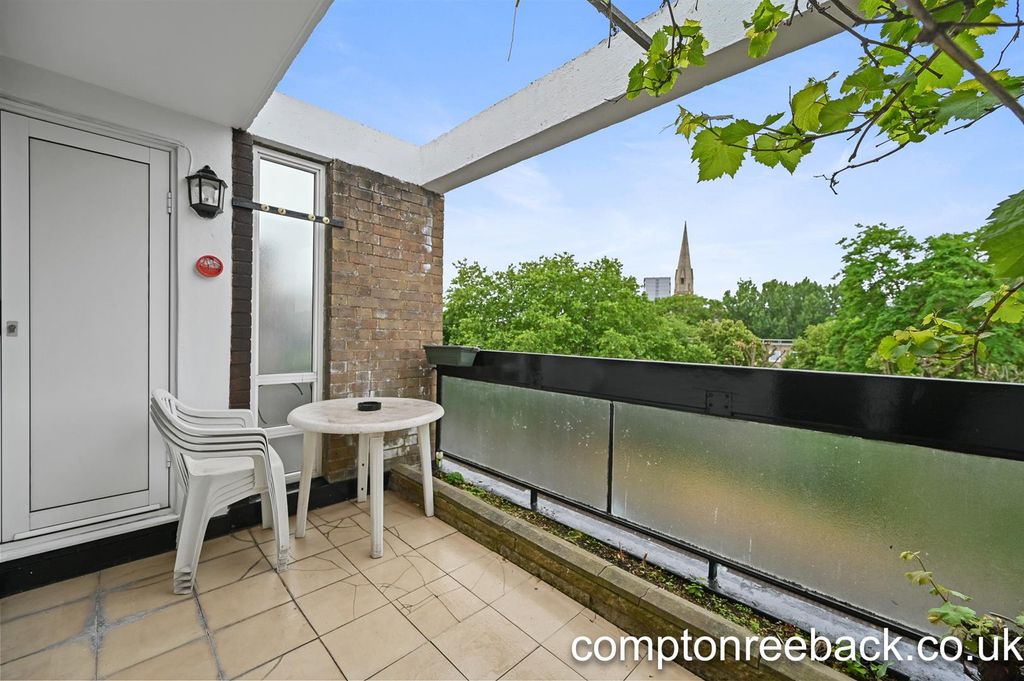 Property photo 3 of 10 Balcony.Jpg