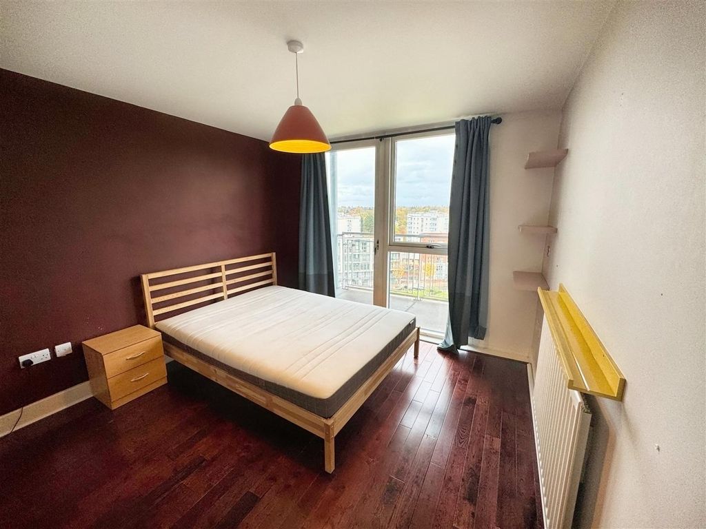 Property photo 3 of 15 Bedroom 2.Jpg