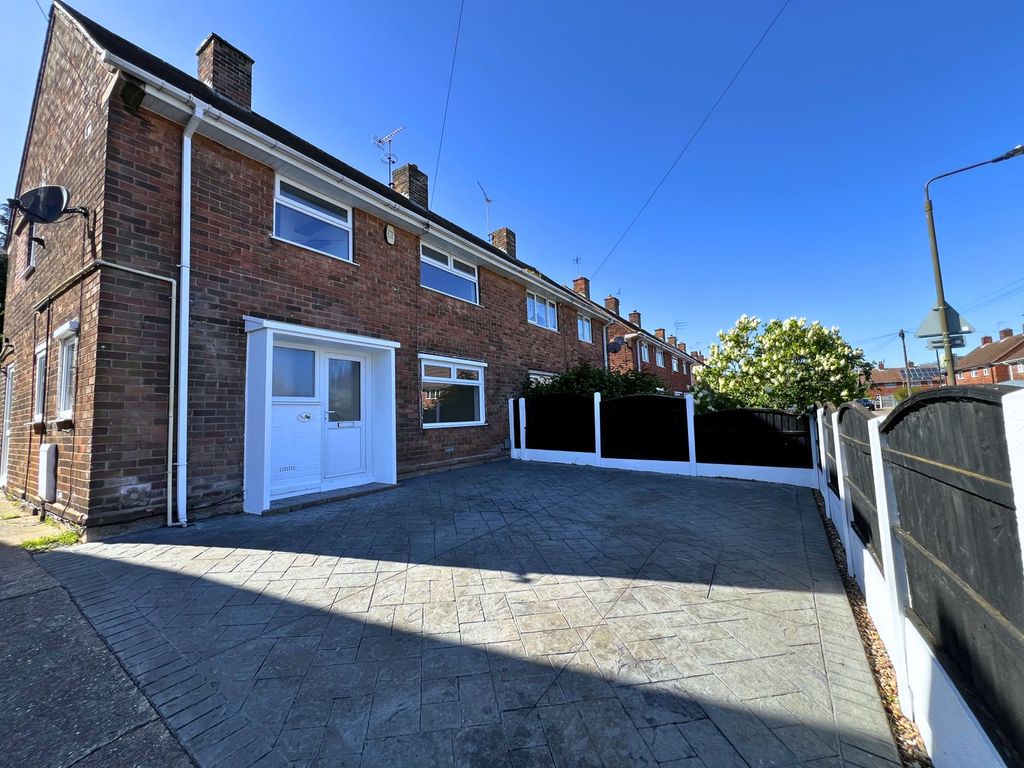 Property photo 1 of 22 125 Alder Way, Shirebrook, Mansfield, Nottinghamshire, Ng20 8Py