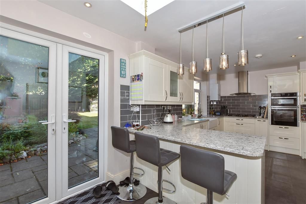 Property photo 3 of 14 Kitchen/Diner