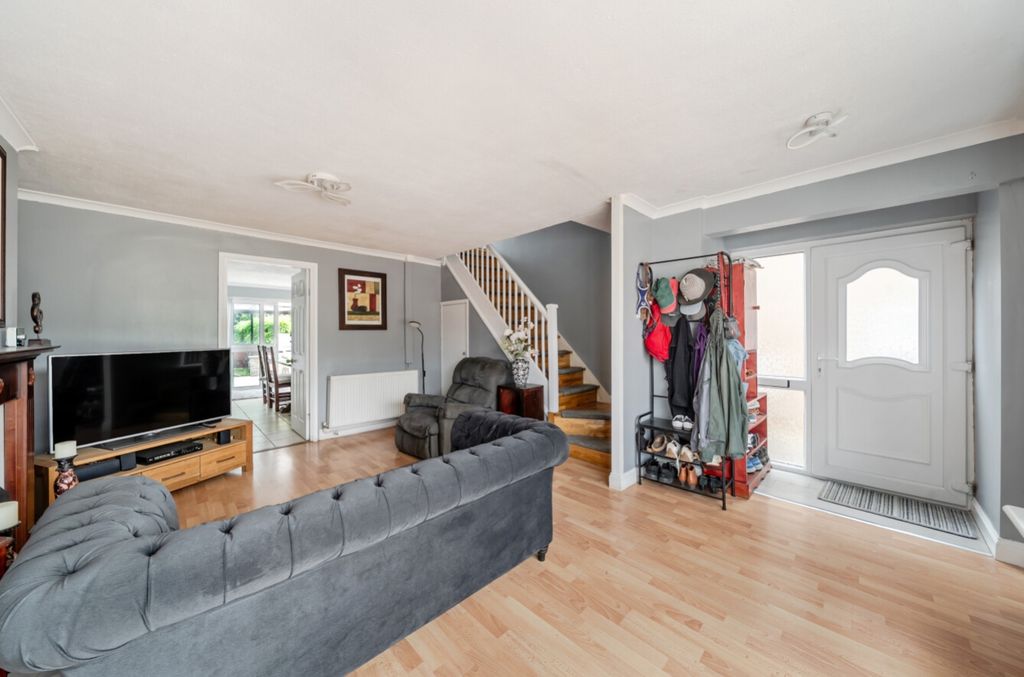Property photo 2 of 20 1514715-13-1A0675A9Bba69