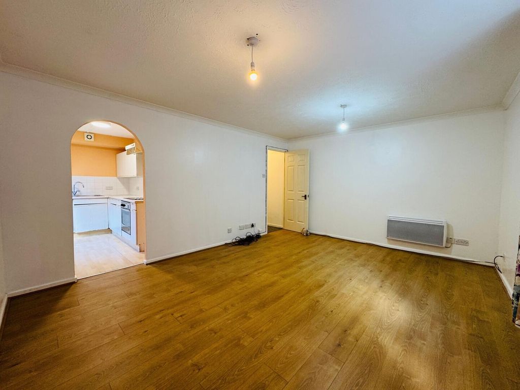 Property photo 3 of 12 Living Room