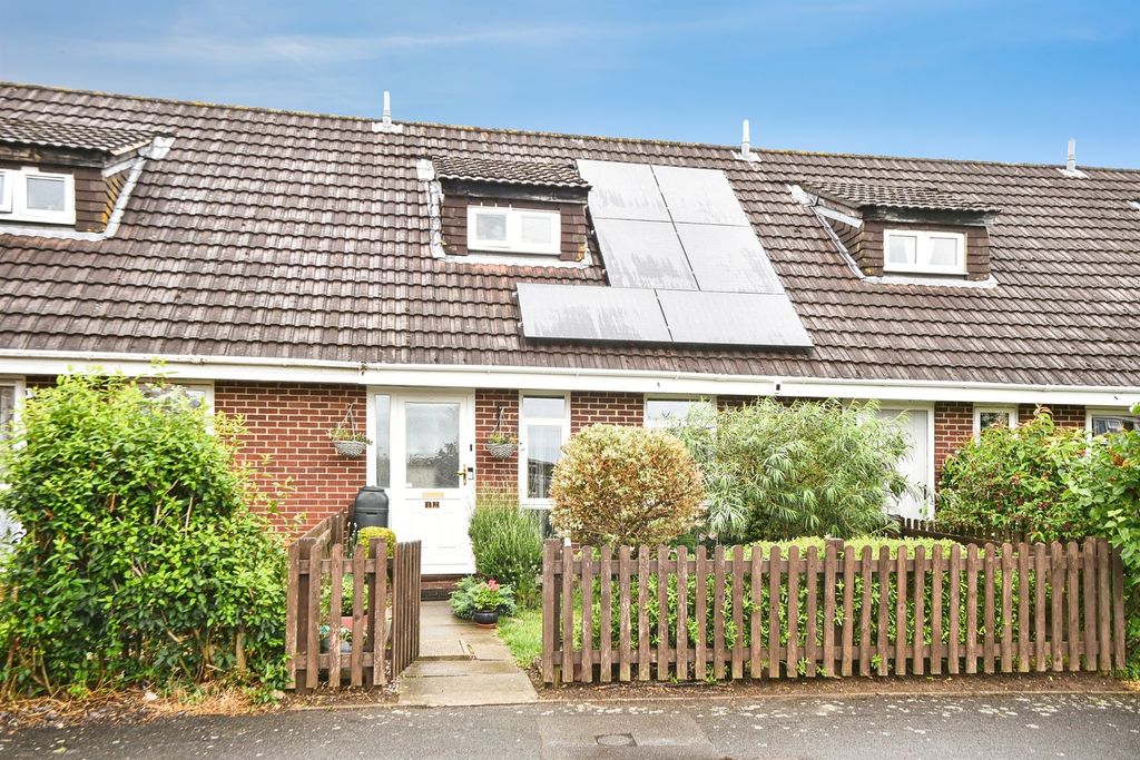Property photo 2 of 14