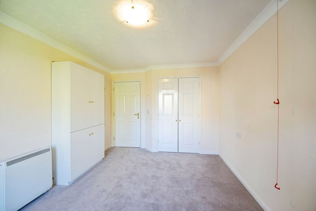Additional image 9 of 2 bed flat for saleAire Valley Court, Bingley BD16