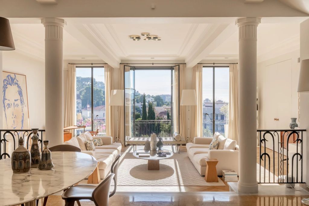 Property photo 3 of 33