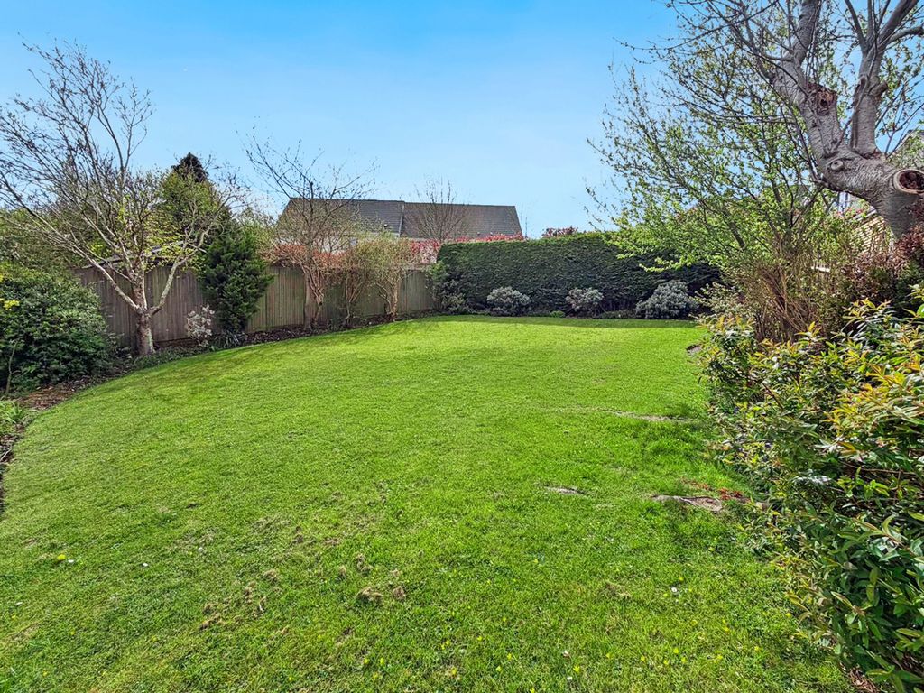 Property photo 2 of 13