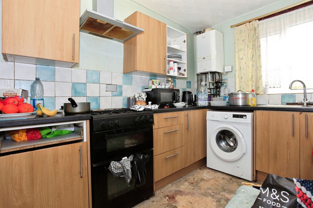 Property photo 2 of 11