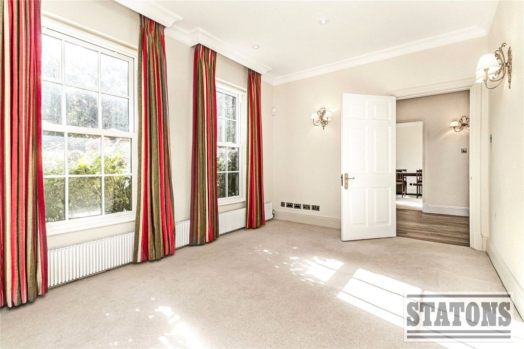 Property photo 3 of 30 Picture No. 47