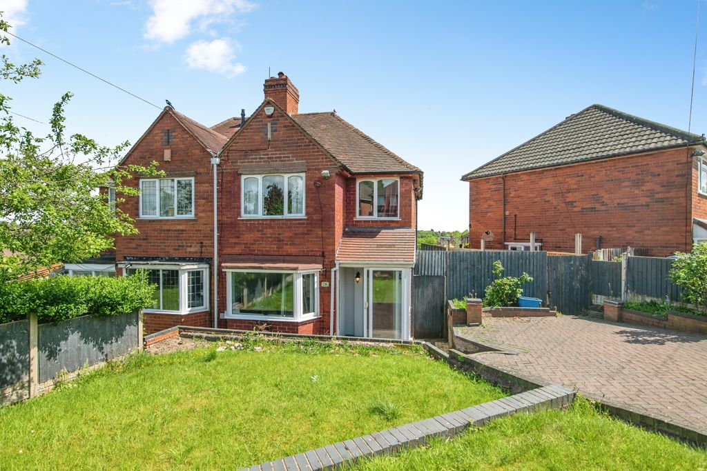 Property photo 3 of 15