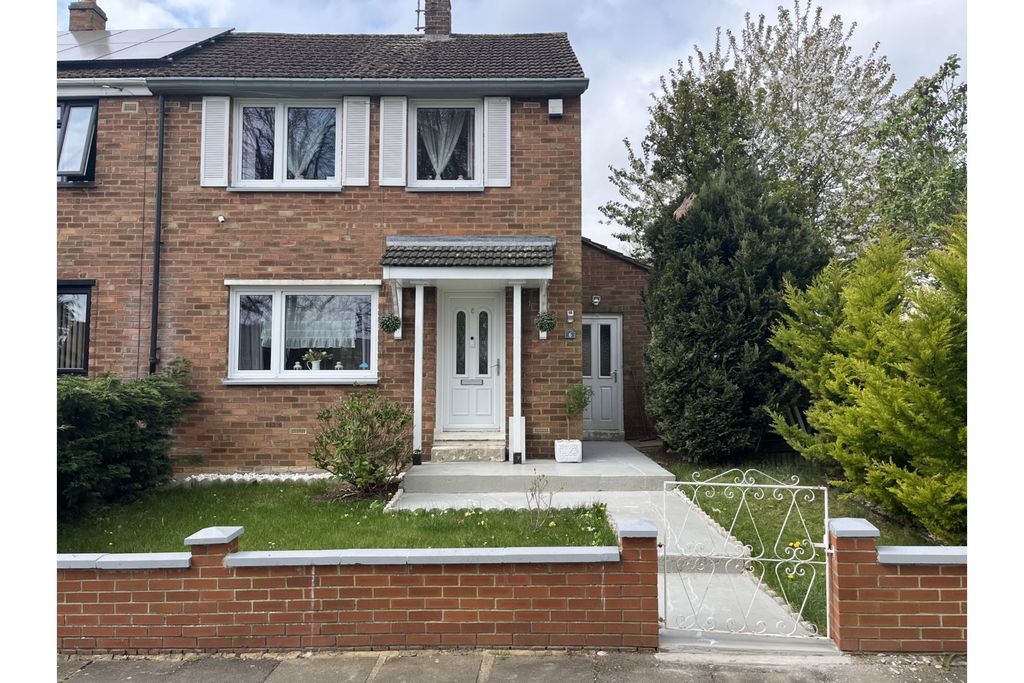 Property photo 1 of 15 Front