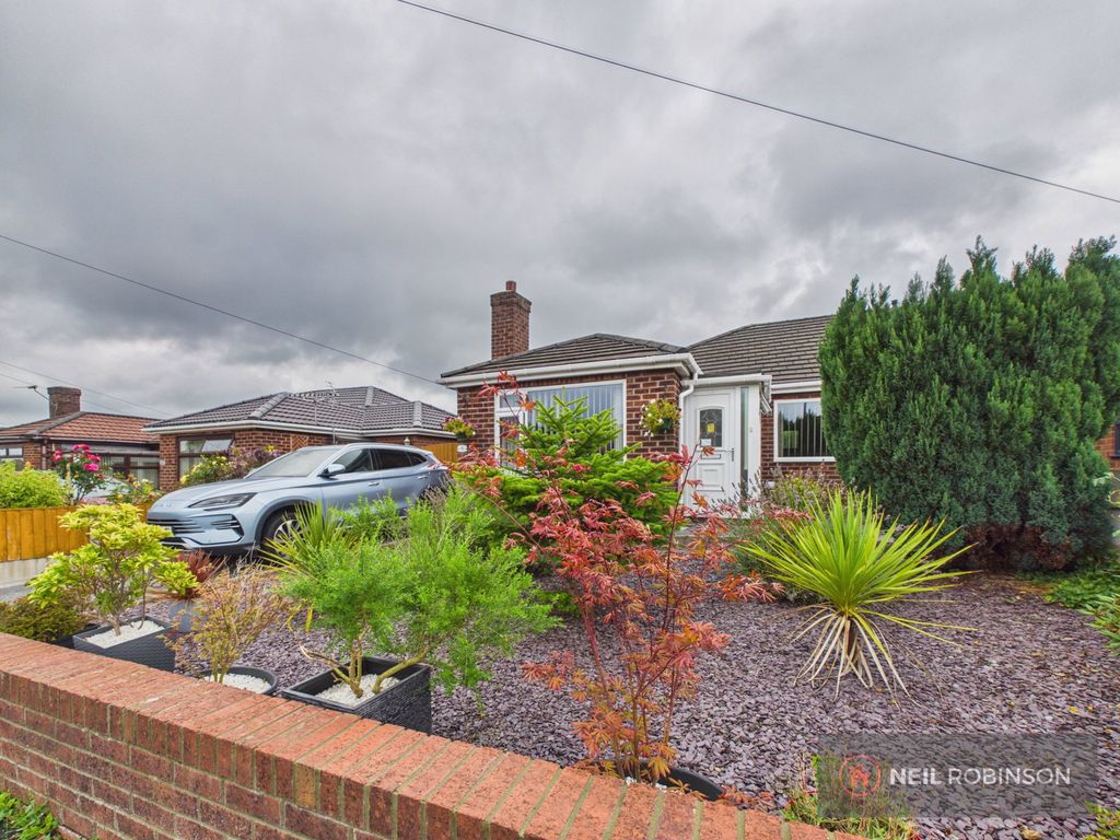 Property photo 1 of 32