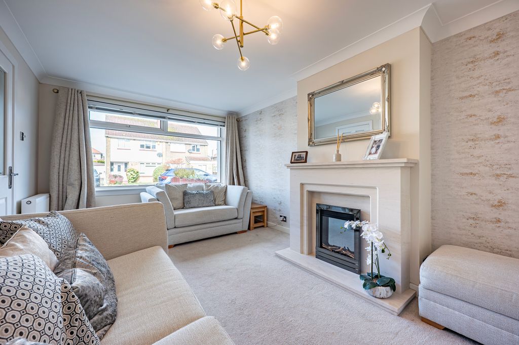 Property photo 3 of 53