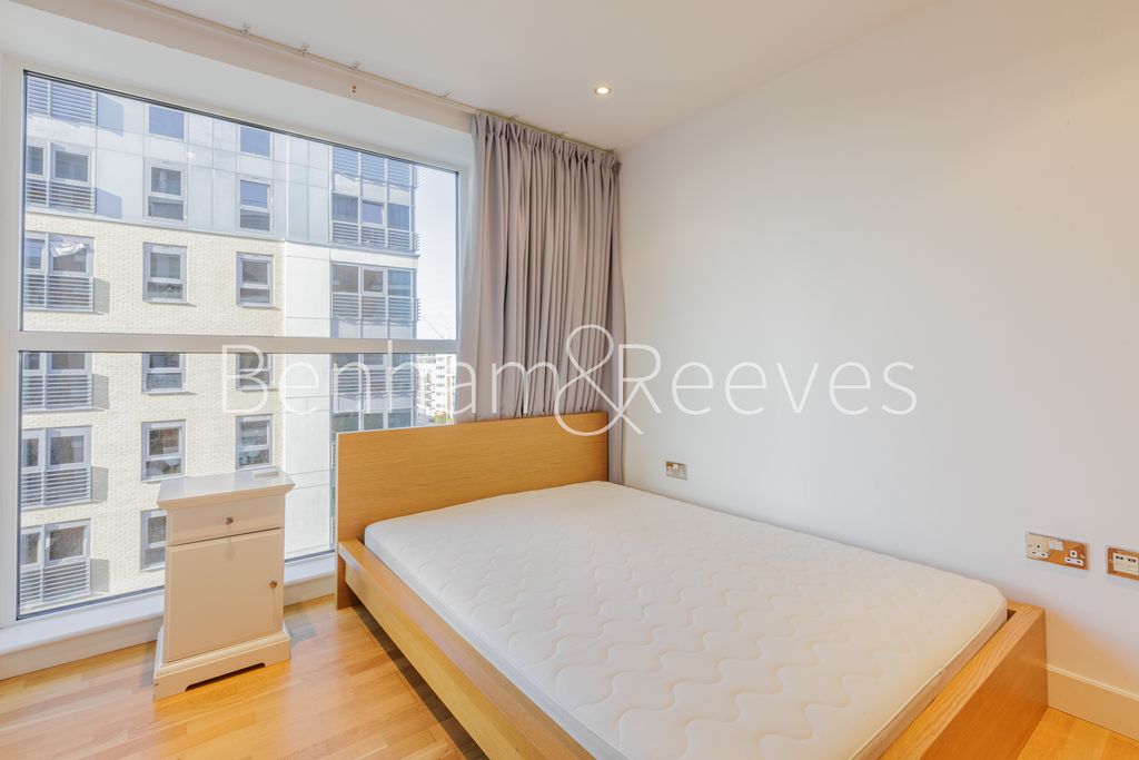 Property photo 3 of 8