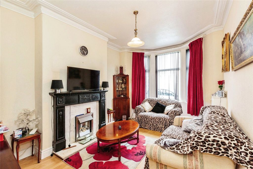 Property photo 2 of 17 Picture No. 03