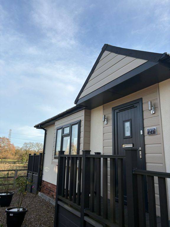 Property photo 2 of 45