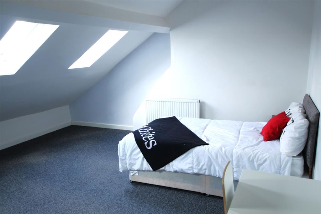Property photo 1 of 12 1.Jpg