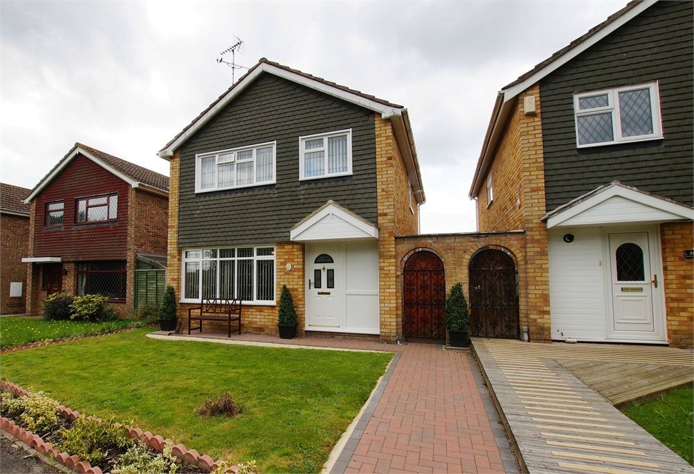 Property photo 1 of 18