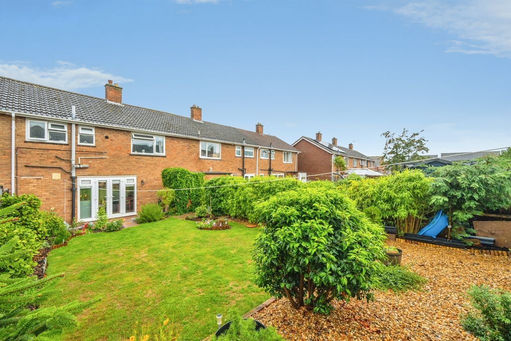 Property photo 2 of 16