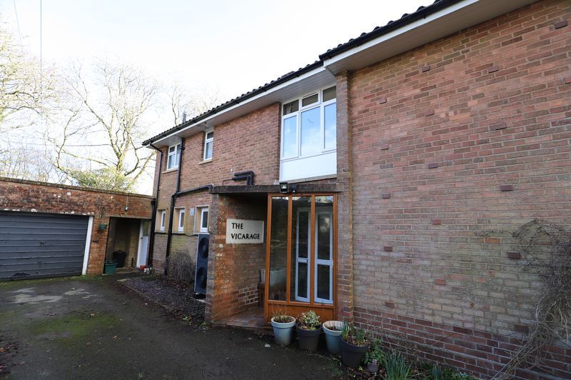 Property photo 1 of 14 Photo 11