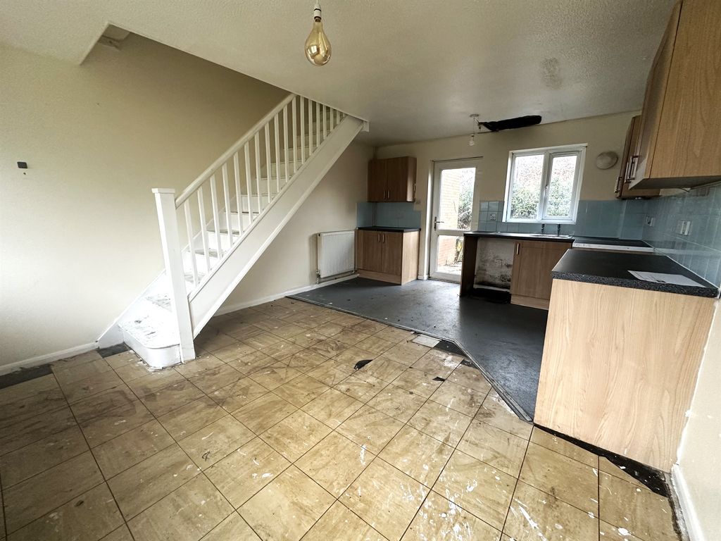 Property photo 3 of 8