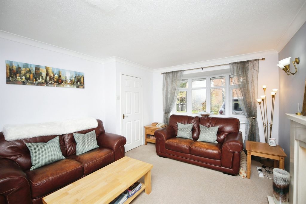 Property photo 2 of 19