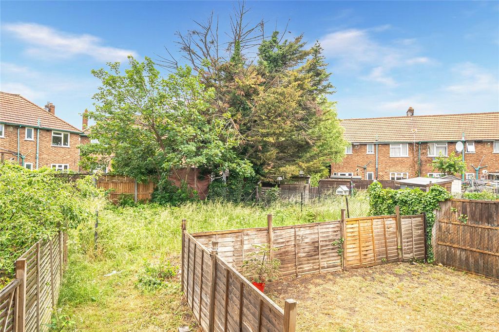 Property photo 2 of 13 Picture No. 15