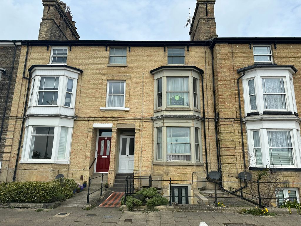 Property photo 1 of 12