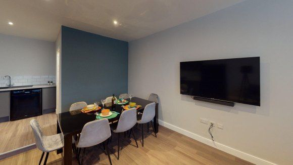 Property photo 2 of 19 8620565.Jpg